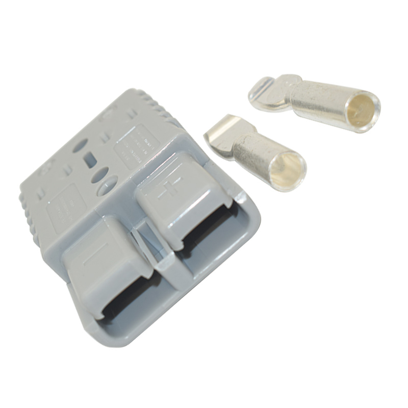 Battery connector for electric reach trucks