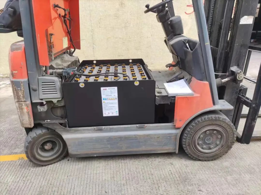 forklift battery
