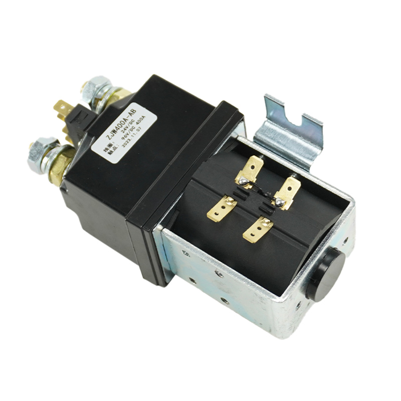 DC contactor with micro switch