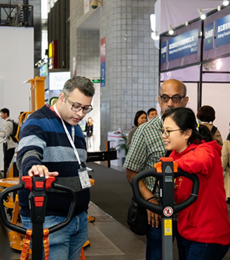 LiftTop At The International Exhibition